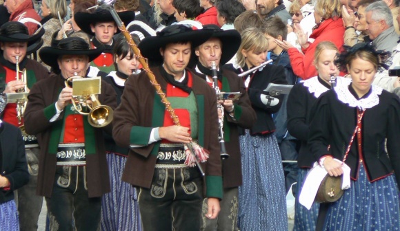 Traditional outfits, South tyrol, Costumes